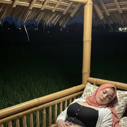 FULL Beautiful gril cop g3