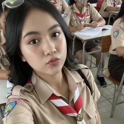 FULL - Gallery Young Sma 3